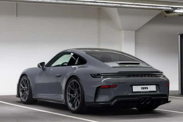 Porsche 911 (2026) thumbnail 3