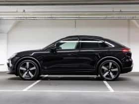 Porsche Macan (2026) thumbnail 2