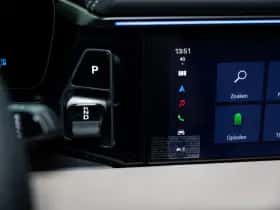 Porsche Macan (2026) thumbnail 32