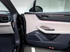 Porsche Macan (2026) thumbnail 56