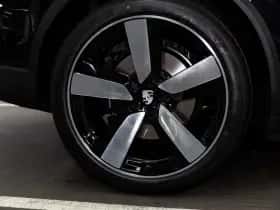 Porsche Macan (2026) thumbnail 9