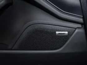 Porsche Taycan (2024) thumbnail 23