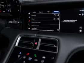 Porsche Taycan (2024) thumbnail 54