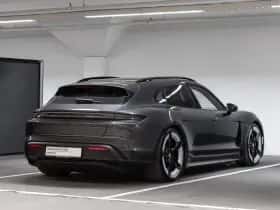 Porsche Taycan (2024) thumbnail 8