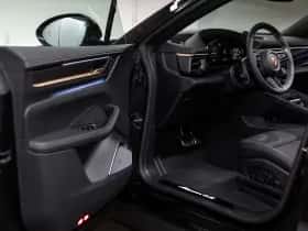 Porsche Macan (2026) thumbnail 16