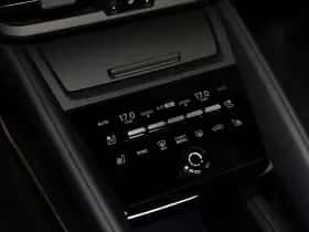 Porsche Macan (2026) thumbnail 33