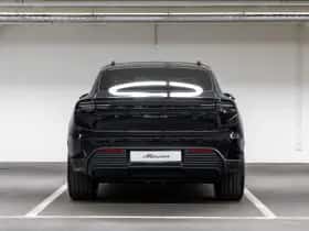 Porsche Macan (2026) thumbnail 6