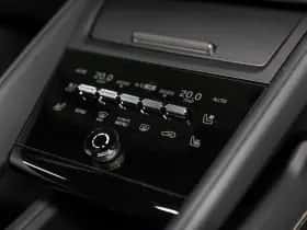 Porsche Macan (2026) thumbnail 52