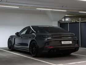 Porsche Panamera (2024) thumbnail 3