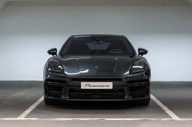 Porsche Panamera (2024) thumbnail 4
