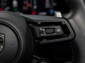 Porsche Panamera (2024) thumbnail 33