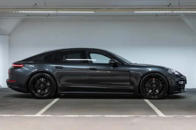 Porsche Panamera (2024) thumbnail 6
