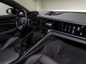 Porsche Panamera (2024) thumbnail 55