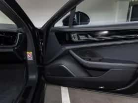 Porsche Panamera (2024) thumbnail 64