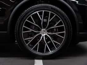 Porsche Macan (2026) thumbnail 13
