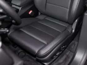 Porsche Macan (2026) thumbnail 24