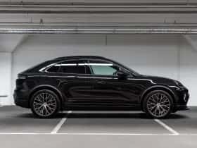 Porsche Macan (2026) thumbnail 6