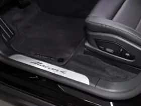 Porsche Macan (2026) thumbnail 56