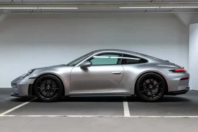 Porsche 911 (2026) thumbnail 2