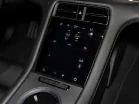 Porsche Taycan (2026) thumbnail 56