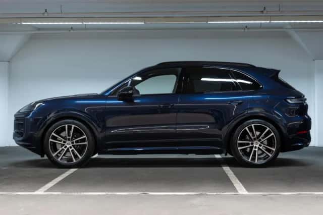 Porsche Cayenne (2026) thumbnail 2