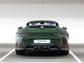 Porsche 911 (2026) thumbnail 8