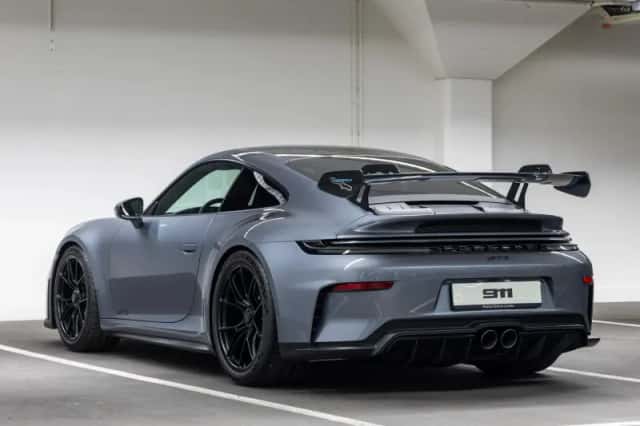 Porsche 911 (2026) thumbnail 3