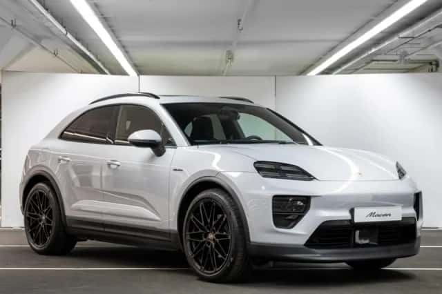Porsche Macan (2026) thumbnail 4
