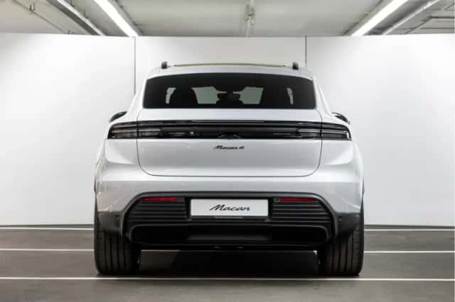 Porsche Macan (2026) thumbnail 6