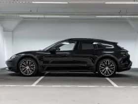 Porsche Taycan (2024) thumbnail 2