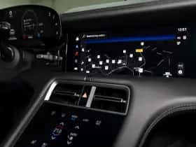 Porsche Taycan (2024) thumbnail 29