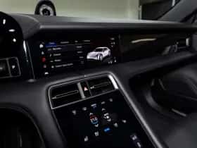 Porsche Taycan (2024) thumbnail 39