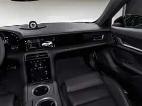 Porsche Taycan (2024) thumbnail 40