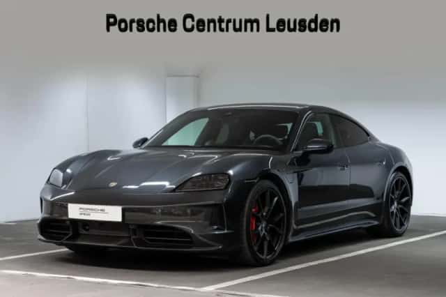 Porsche Taycan (2024) thumbnail 1
