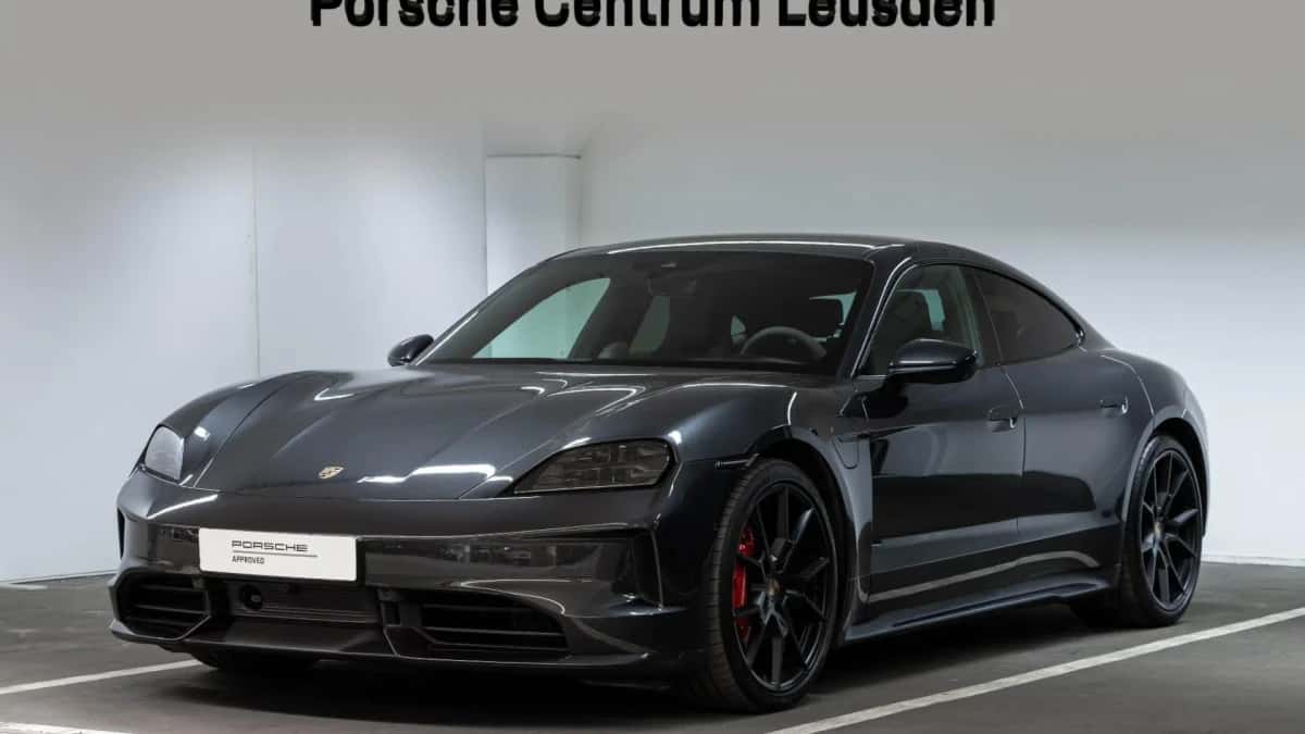 Porsche Taycan (2024) — foto 1