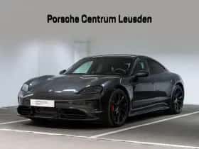Porsche Taycan (2024)