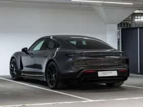 Porsche Taycan (2024) thumbnail 3
