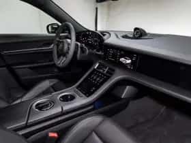 Porsche Taycan (2024) thumbnail 21