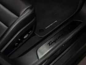 Porsche Taycan (2024) thumbnail 45