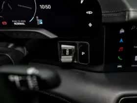 Porsche Taycan (2024) thumbnail 56