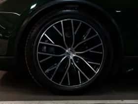 Porsche Macan (2024) thumbnail 16