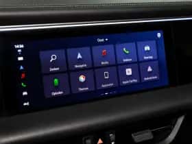 Porsche Macan (2024) thumbnail 35