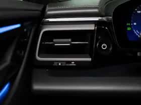 Porsche Macan (2024) thumbnail 50