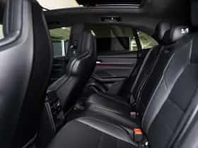 Porsche Macan (2024) thumbnail 57