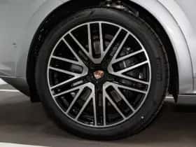 Porsche Cayenne (2026) thumbnail 16