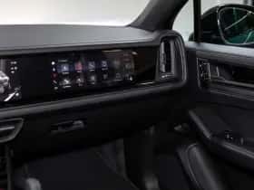 Porsche Cayenne (2026) thumbnail 31