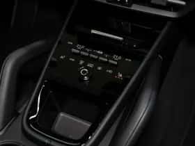 Porsche Cayenne (2026) thumbnail 38