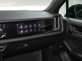 Porsche Cayenne (2026) thumbnail 18