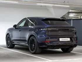 Porsche Cayenne (2026) thumbnail 3