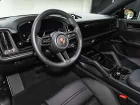 Porsche Cayenne (2026) thumbnail 33